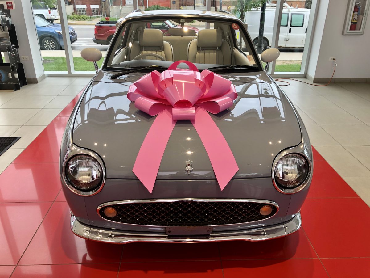Pink Jumbo Car Bow - Shake Up Your Showroom